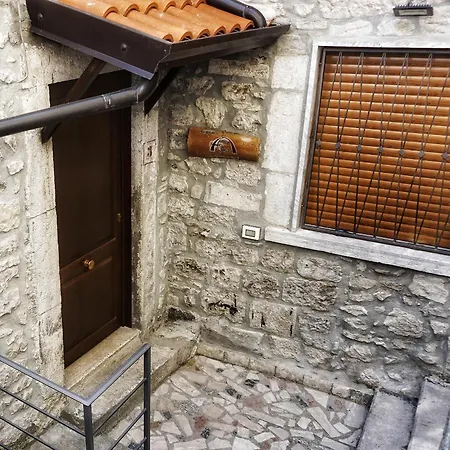 Arco Antico Guest house *