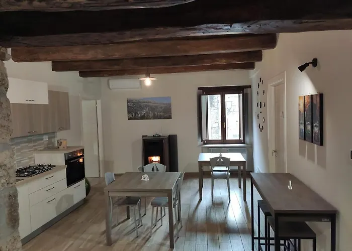 Arco Antico Cusano Mutri