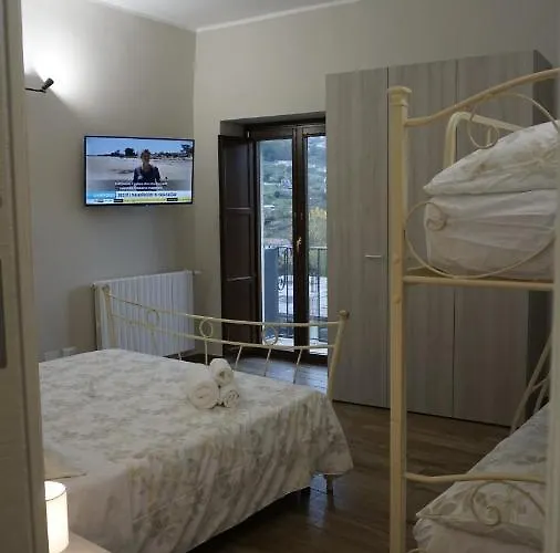 Arco Antico Cusano Mutri